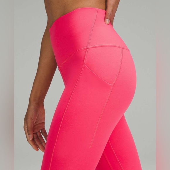 E - Lululemon Align High-Rise Pant with Pockets 28"
Lip Gloss - Picture 4 of 5